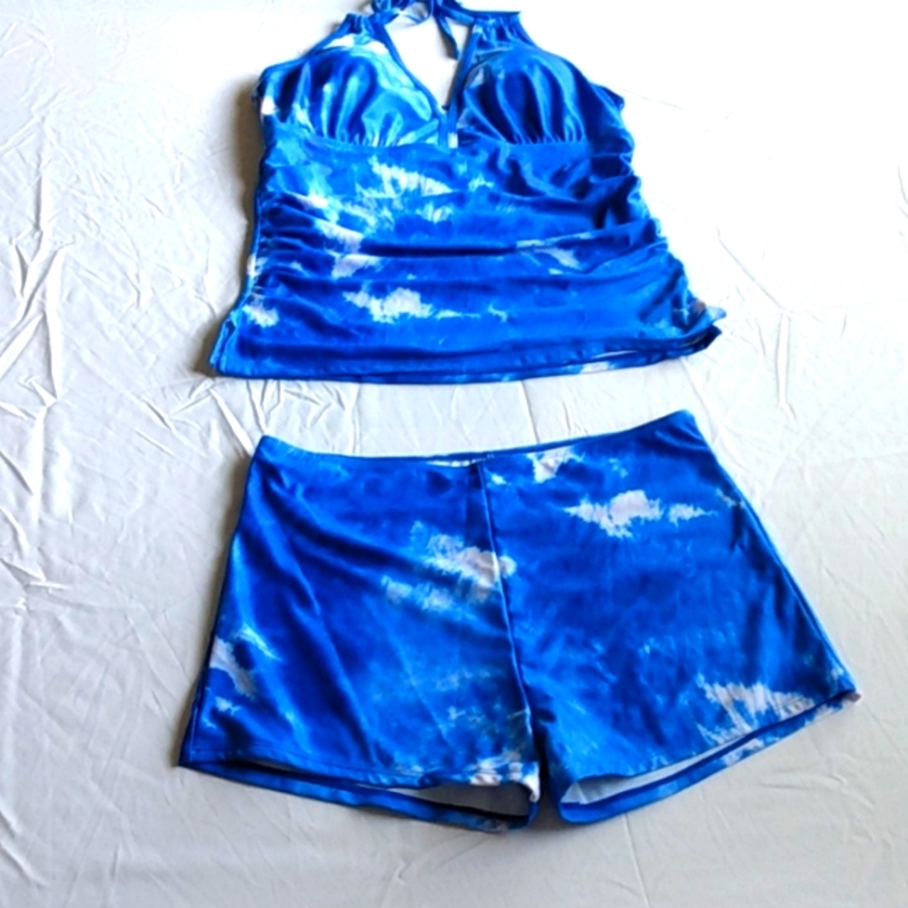 Women 2pieces tie-dye Bathing suits size L New without tag